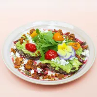 Photo d'un smashed avocado chez Haven Annecy.